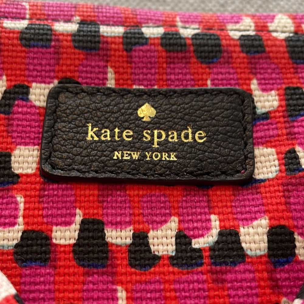 NWOT Authentic Kate Spade Limited Edition Large Size Clutch with Wristlet - Picture 4 of 5